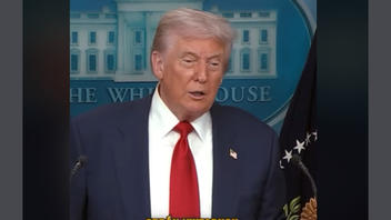 Tényellenőrzés: Trump NEM mondta, hogy a Putyin-találkozó előtt Orbánnal egyeztetett